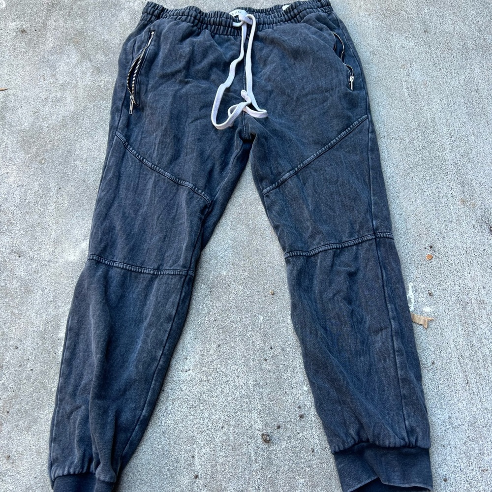 Like New Pacsun Drawstring Grey Sweatpants
